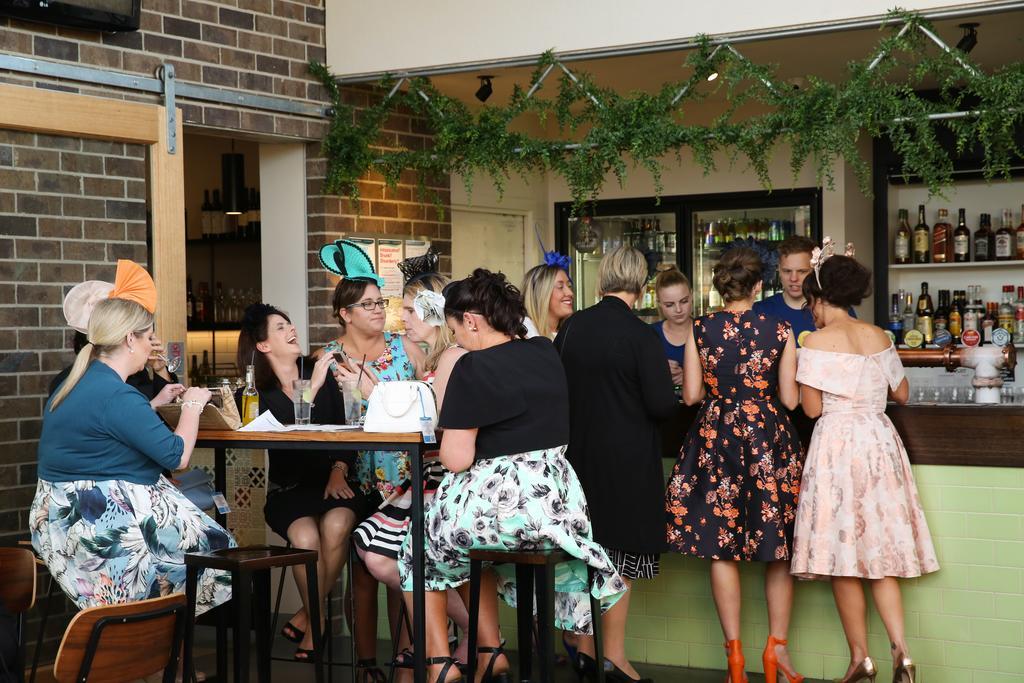 The Cally Hotel Warrnambool Exterior photo