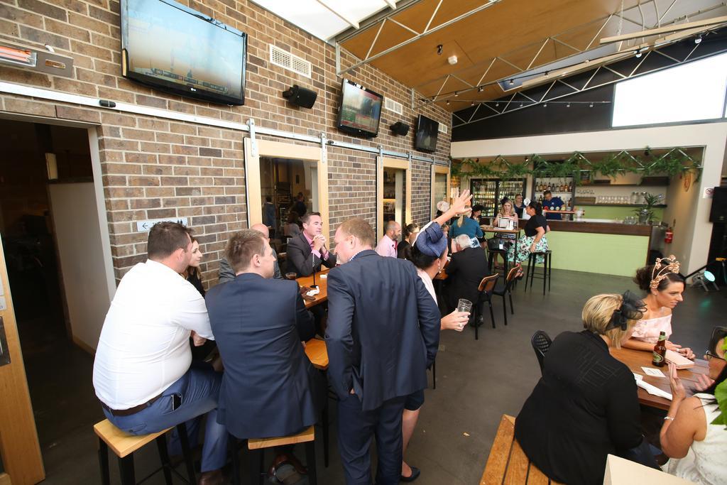 The Cally Hotel Warrnambool Exterior photo